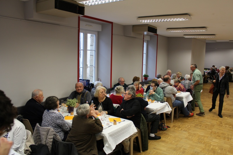 Repas des aînés.