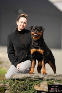 Nolwenn et un de ses rottweilers